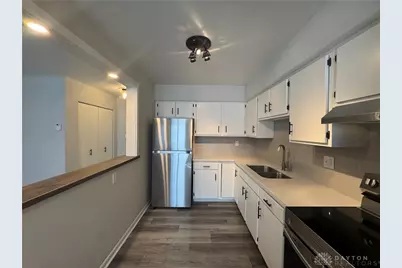 3101 Bromley Place #4, Dayton, OH 45420 - Photo 5