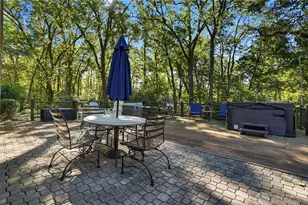 1211 Runnymede Ln, Oakwood, OH 45419 - Photo 9