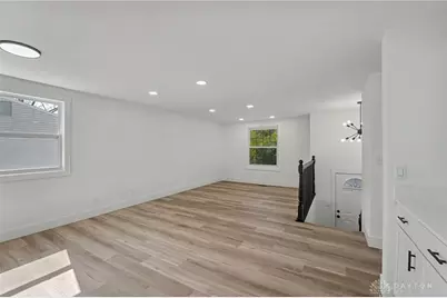 628 Jamestown Drive, Miamisburg, OH 45342 - Photo 13