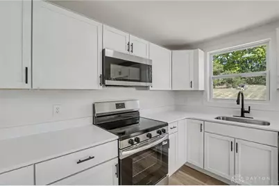 628 Jamestown Drive, Miamisburg, OH 45342 - Photo 11