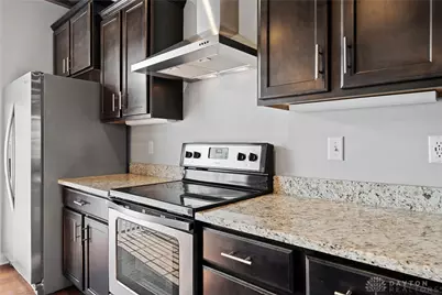 516 E 2nd Street, Dayton, OH 45402 - Photo 31