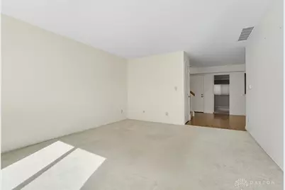 6046 N Quinella Way, Dayton, OH 45459 - Photo 27