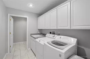 3392 Greenburn Rd, Beavercreek, OH 45434 - Photo 35