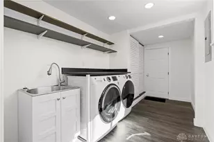 3951 La Bonne Rd, Dayton, OH 45431 - Photo 29