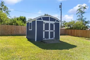 3951 La Bonne Rd, Dayton, OH 45431 - Photo 9