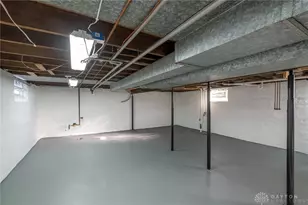 4250 Pleasant View Ave, Dayton, OH 45420 - Photo 19