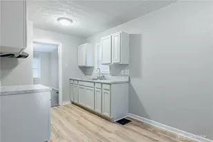 3317 Riverside Dr, Dayton, OH 45405 - Photo 7