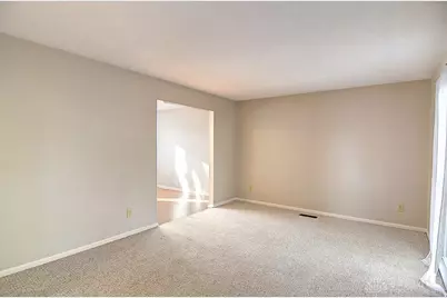 2813 Wellsford Drive, Springfield, OH 45503 - Photo 7