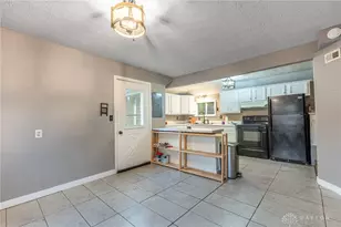 916 Jefferson St, Troy, OH 45373 - Photo 3