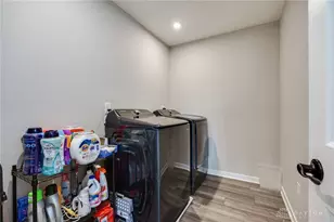 1462 Catford Ct, Fairborn, OH 45324 - Photo 39