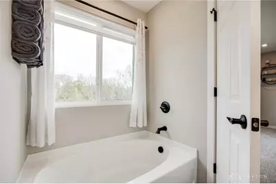 1462 Catford Court, Fairborn, OH 45324 - Photo 29