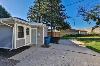 389 N Garber Drive, Tipp City, OH 45371 - Photo 23