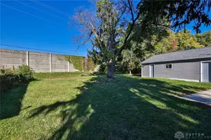 389 N Garber Dr, Tipp City, OH 45371 - Photo 29