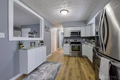 389 N Garber Drive, Tipp City, OH 45371 - Photo 9