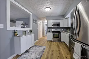 389 N Garber Dr, Tipp City, OH 45371 - Photo 9