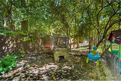 1420 Adirondack Trail, Dayton, OH 45409 - Photo 49