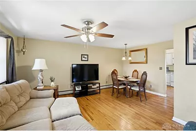 2286 Yorkshire Place, Dayton, OH 45419 - Photo 7