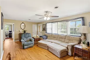 2286 Yorkshire Pl, Dayton, OH 45419 - Photo 5