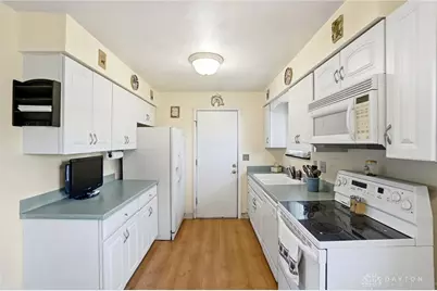 2286 Yorkshire Place, Dayton, OH 45419 - Photo 9