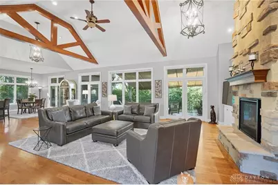 985 Gardenwood Place, Centerville, OH 45458 - Photo 9