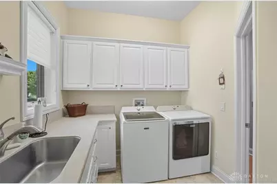 985 Gardenwood Place, Centerville, OH 45458 - Photo 43