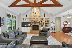 985 Gardenwood Pl, Centerville, OH 45458 - Photo 11