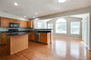 4572 Keeneland Ct, Huber Heights, OH 45424 - Photo 17