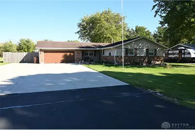 96 Eastwood Drive, Bethel Twp, OH 45504 - Photo 3