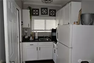 96 Eastwood Dr, Bethel Twp, OH 45504 - Photo 25