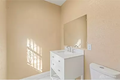 212 E Beechwood Avenue, Dayton, OH 45405 - Photo 15