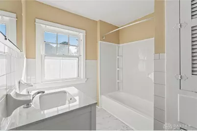 212 E Beechwood Avenue, Dayton, OH 45405 - Photo 17