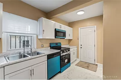 212 E Beechwood Avenue, Dayton, OH 45405 - Photo 11