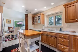 1464 West Alex Bell Road, Washington Twp, OH 45459 - Photo 15