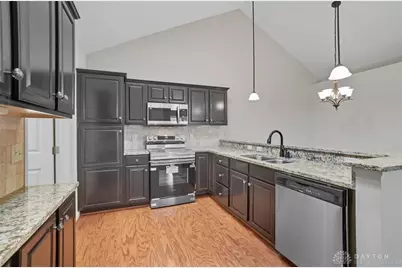 4704 Cobblestone Drive, Tipp City, OH 45371 - Photo 23