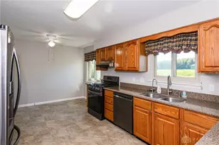 2046 Brandy Mill Ln, Dayton, OH 45459 - Photo 5