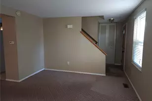 802 Nordhoff Farm Dr, Clayton, OH 45322 - Photo 3