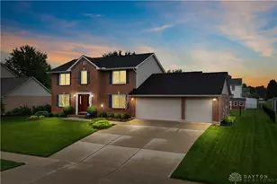 9195 Glenridge Blvd, Clearcreek Twp, OH 45458 - Photo 1