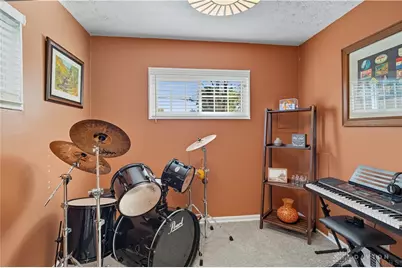 2004 Hazel Avenue, Dayton, OH 45420 - Photo 31