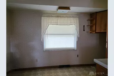 428 E Cottage Avenue, Dayton, OH 45449 - Photo 9