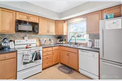 322 Cole Drive, Wapakoneta, OH 45895 - Photo 7