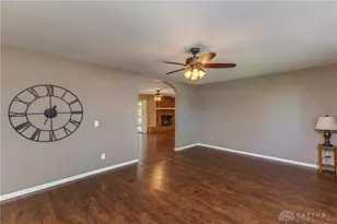 1075 Crestview Dr, Troy, OH 45373 - Photo 15