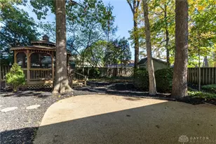 1013 Arapaho Trail, Tipp City, OH 45371 - Photo 29