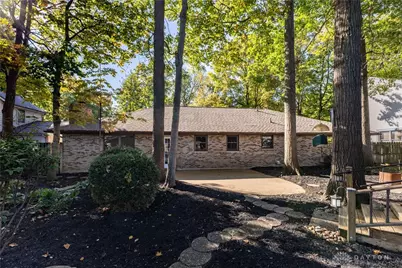 1013 Arapaho Trail, Tipp City, OH 45371 - Photo 27