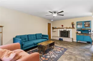 2386 E Rahn Rd, Dayton, OH 45440 - Photo 9