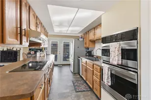 2386 E Rahn Rd, Dayton, OH 45440 - Photo 13