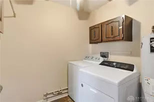 2386 E Rahn Rd, Dayton, OH 45440 - Photo 29