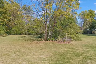 5834 Lake Ave, Greenville, OH 45331 - Photo 11