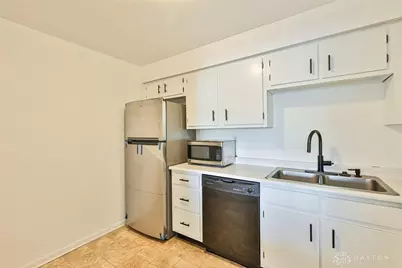 3074 Bright Bounty Lane, Dayton, OH 45449 - Photo 15