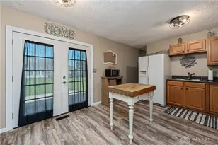 219 Kansas Dr, Xenia, OH 45385 - Photo 15