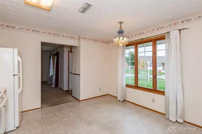 5907 Beech Court, Dayton, OH 45424 - Photo 11